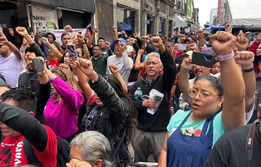Docentes exponen rezagos laborales y educativos que persisten en el magisterio