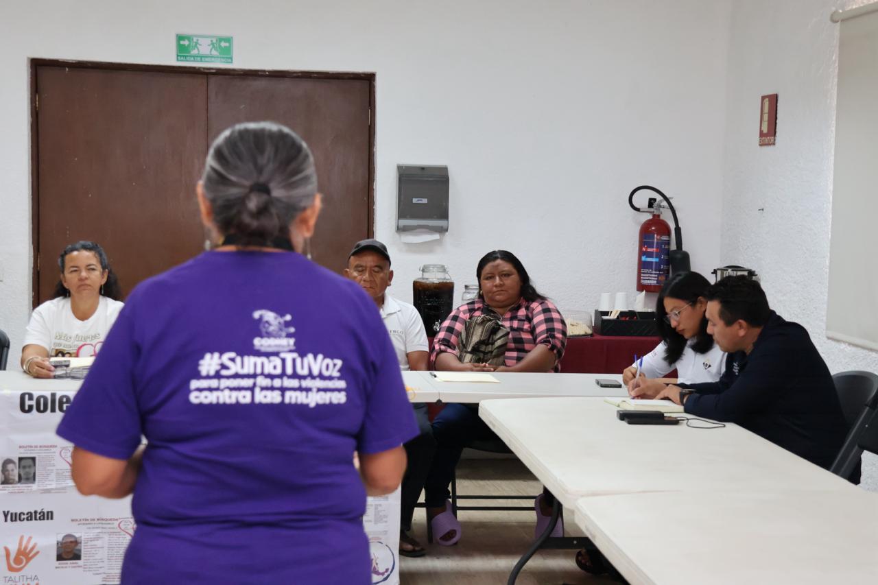 Codhey imparte taller a personas buscadoras de desaparecidos en Yucatán