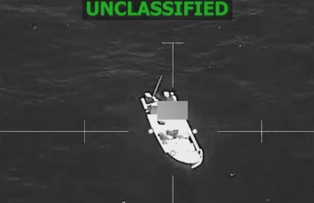 Comando Sur de EU bombardea tres embarcaciones en el Pacífico; reportan ocho muertos