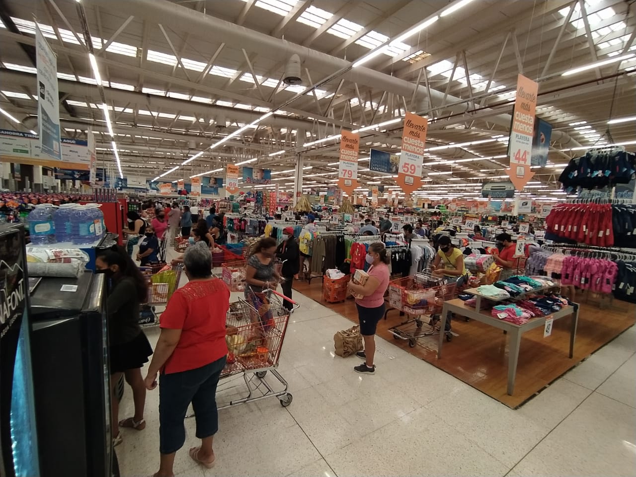 Yucatecos se preparan para la llegada del huracán 'Delta' 