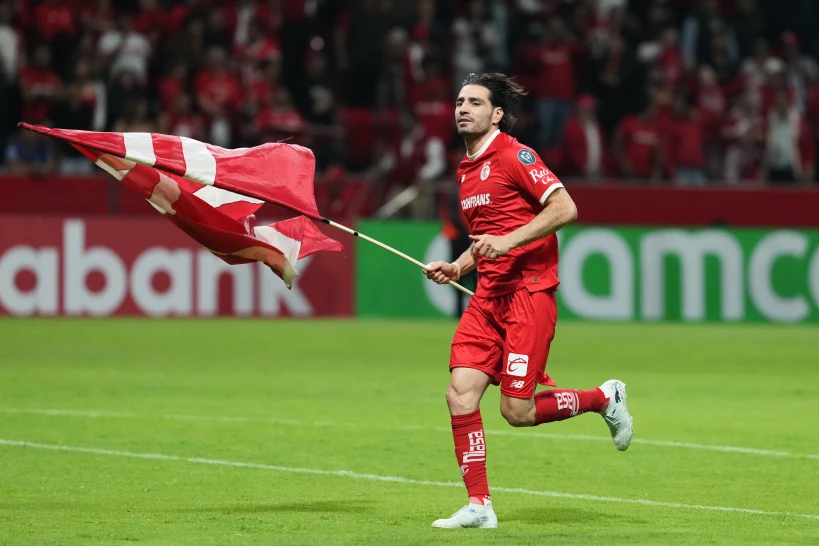 Tras telenovela con seleccionados, Toluca arrolla 4-0 al LAFC y México monopoliza la final de la Concacaf