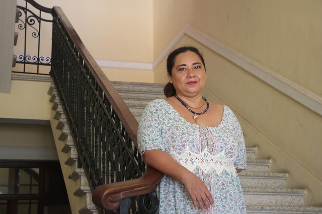 Conchi León presenta monólogos de reclusas de Mérida