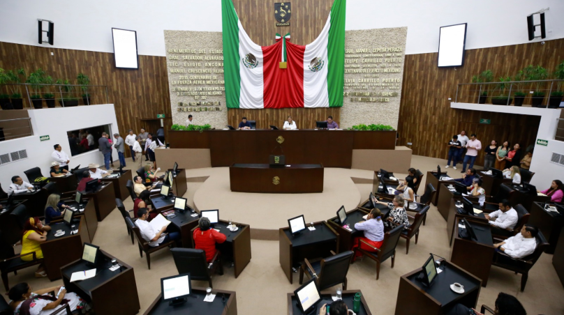 Impulsan acciones para reconocer el maya como lengua de uso legal en Yucatán