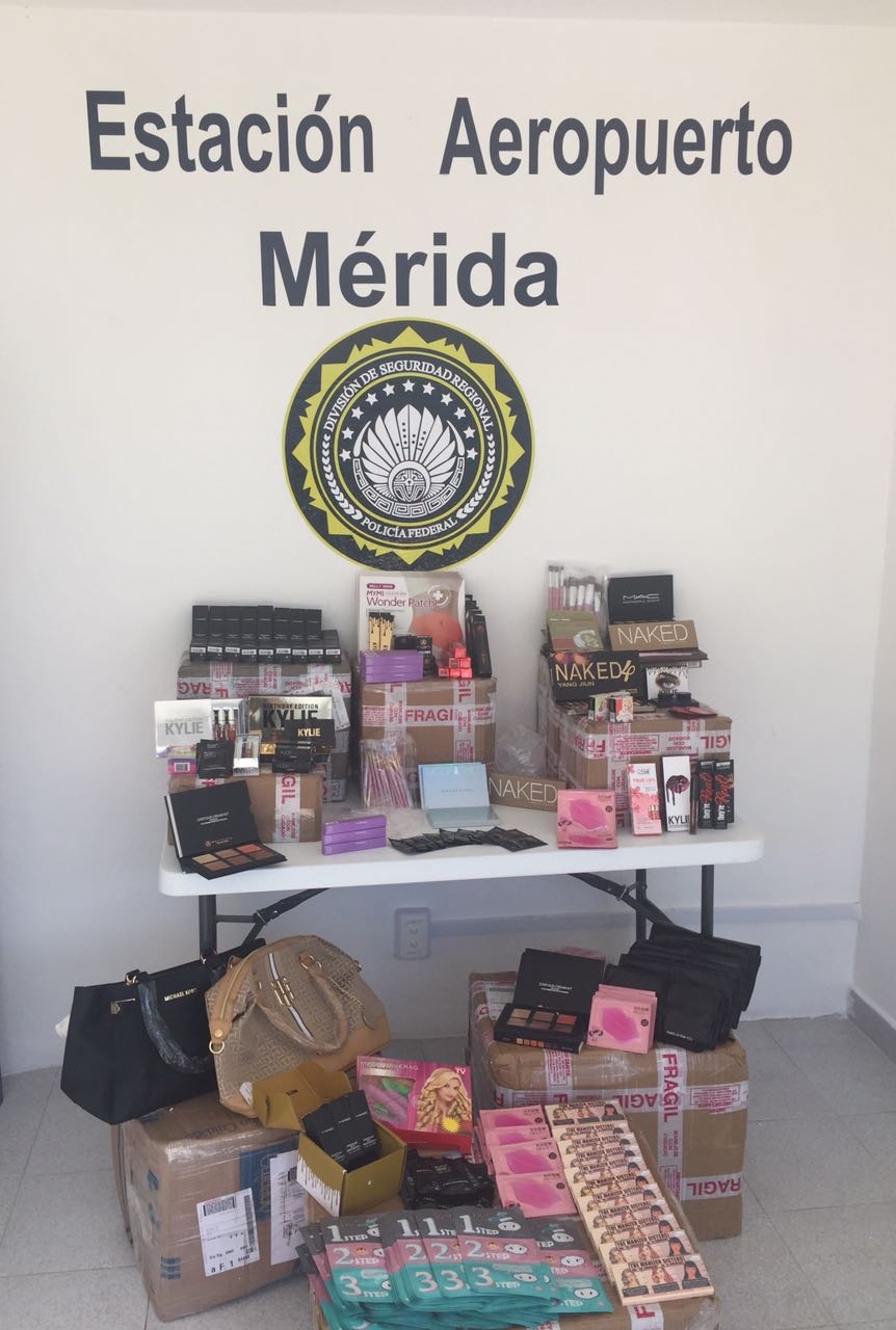 Decomisan mercancía en Aeropuerto de Mérida
