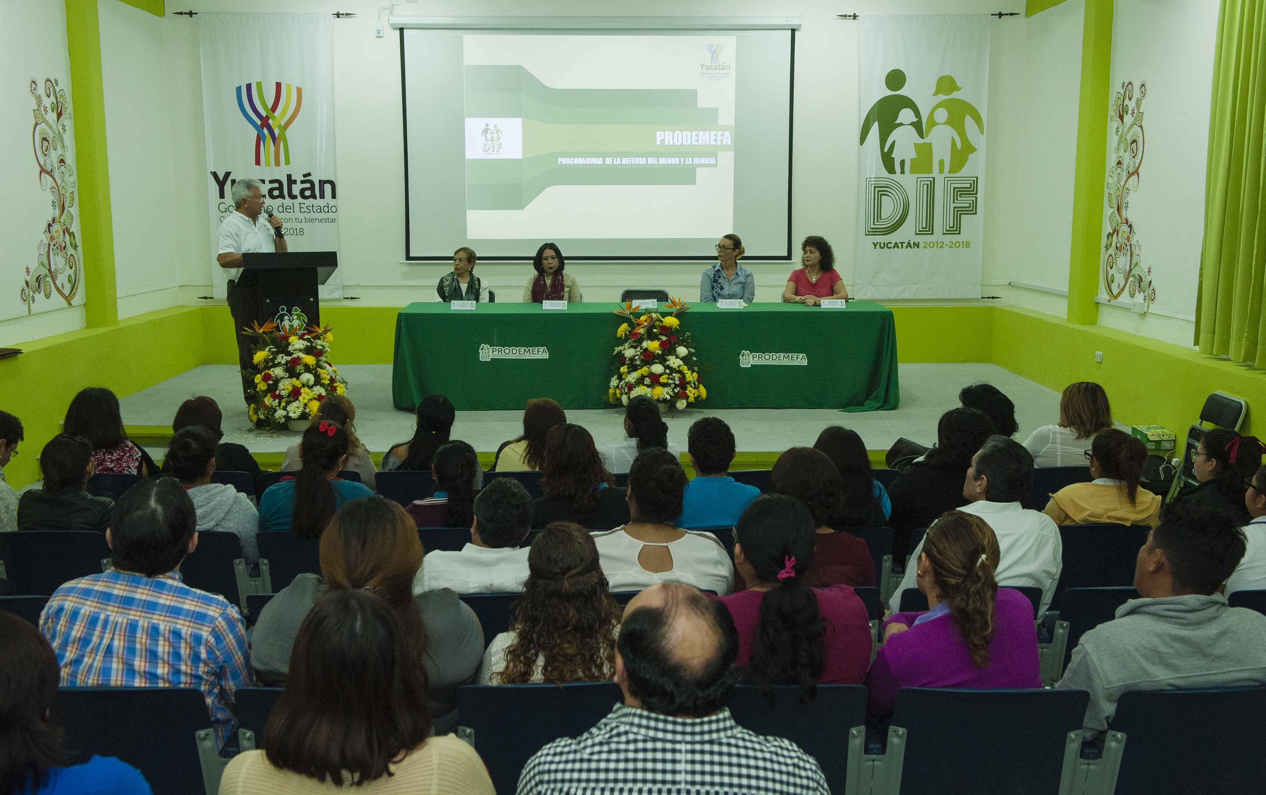 Firman convenio para ofrecer atención psicopedagógica