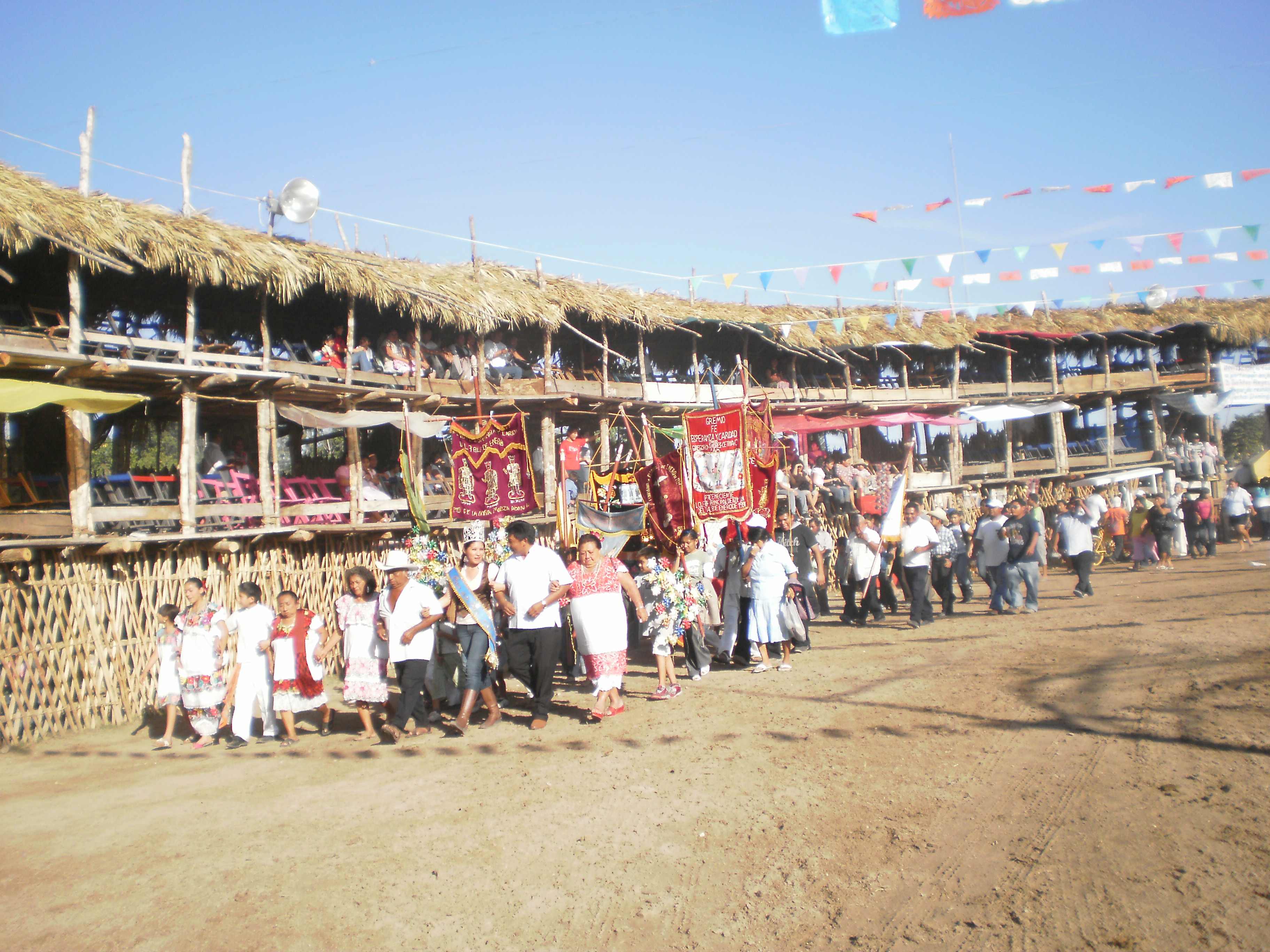 La ''coronación'' de la plaza de toros