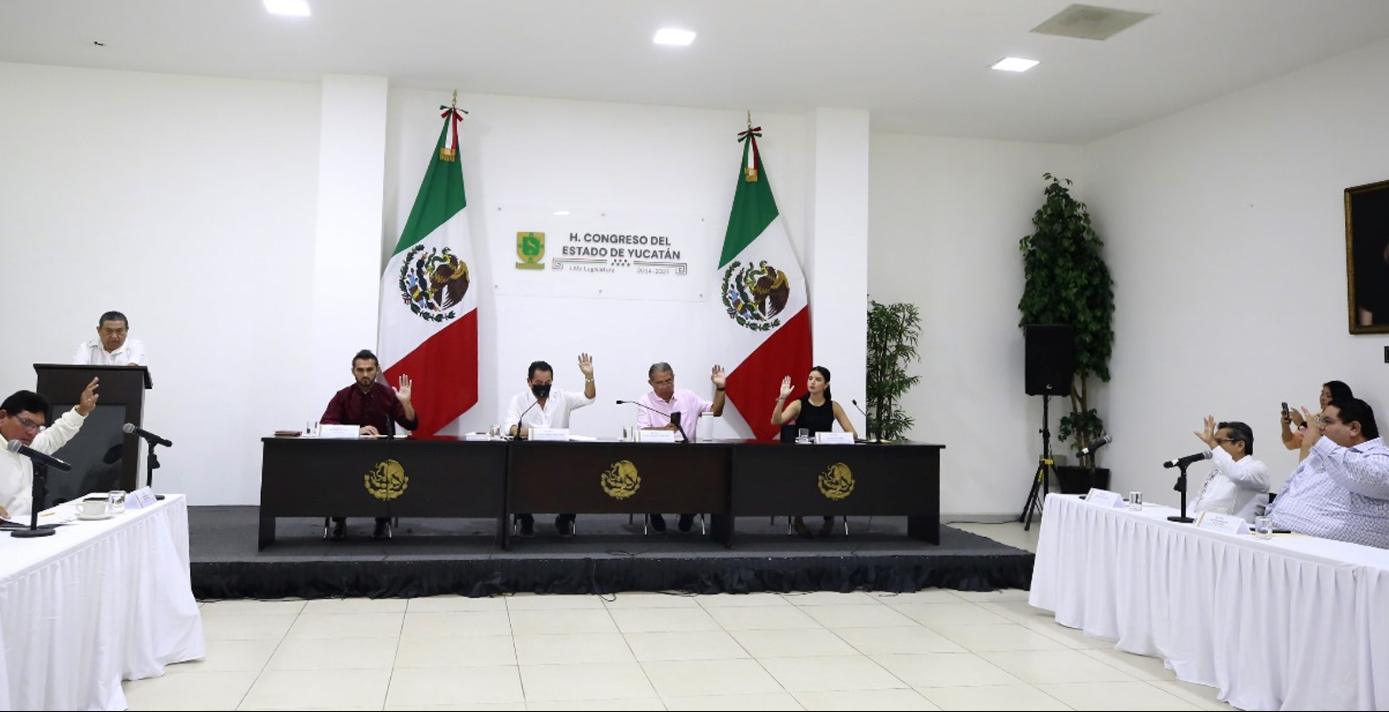 Yucatán: Buscan que ayuntamientos no adquieran deudas para obras públicas cuyo plazo de pago exceda su administración