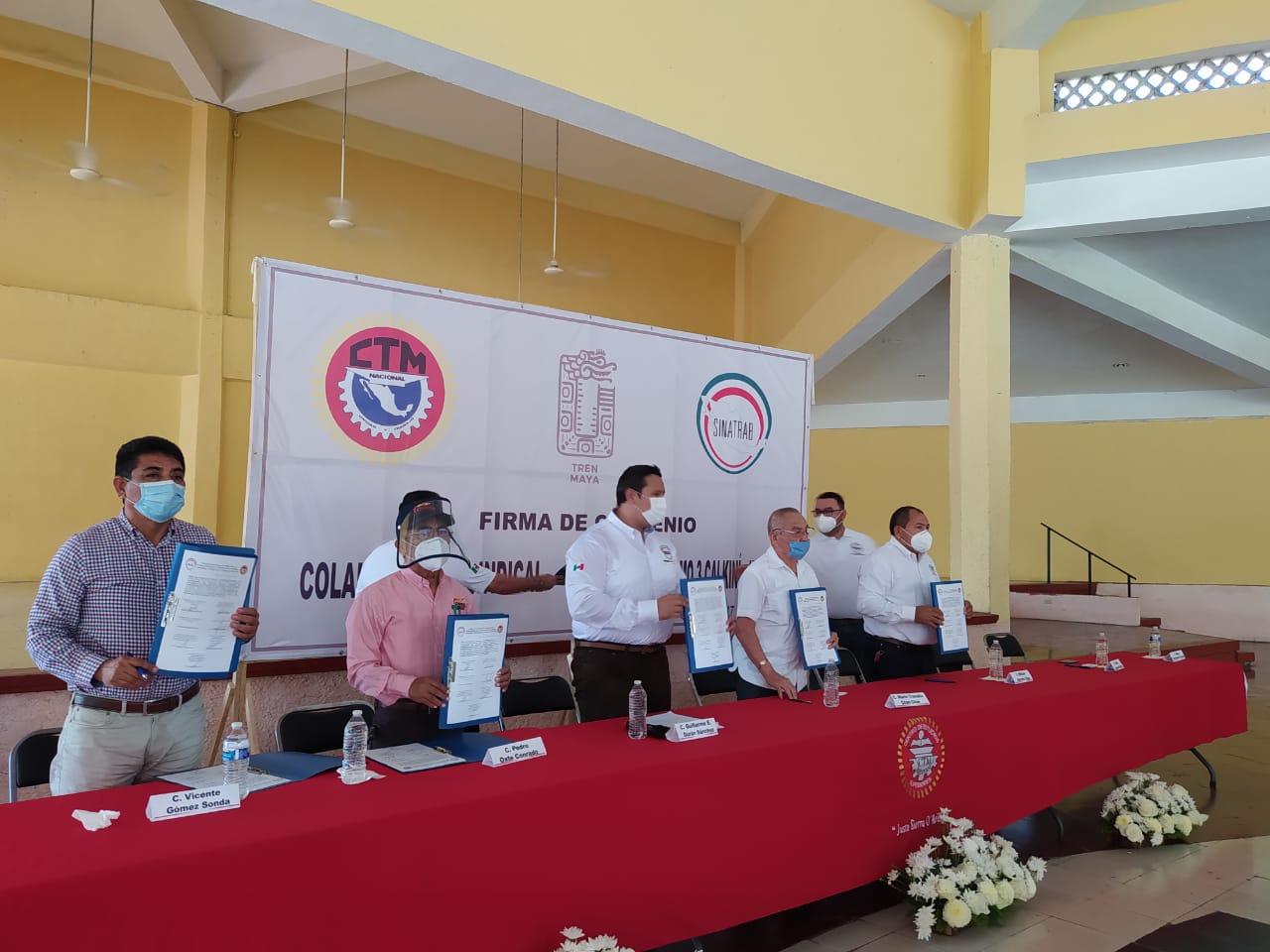 Sindicatos firman convenio para empleos del Tren Maya en el tramo tres
