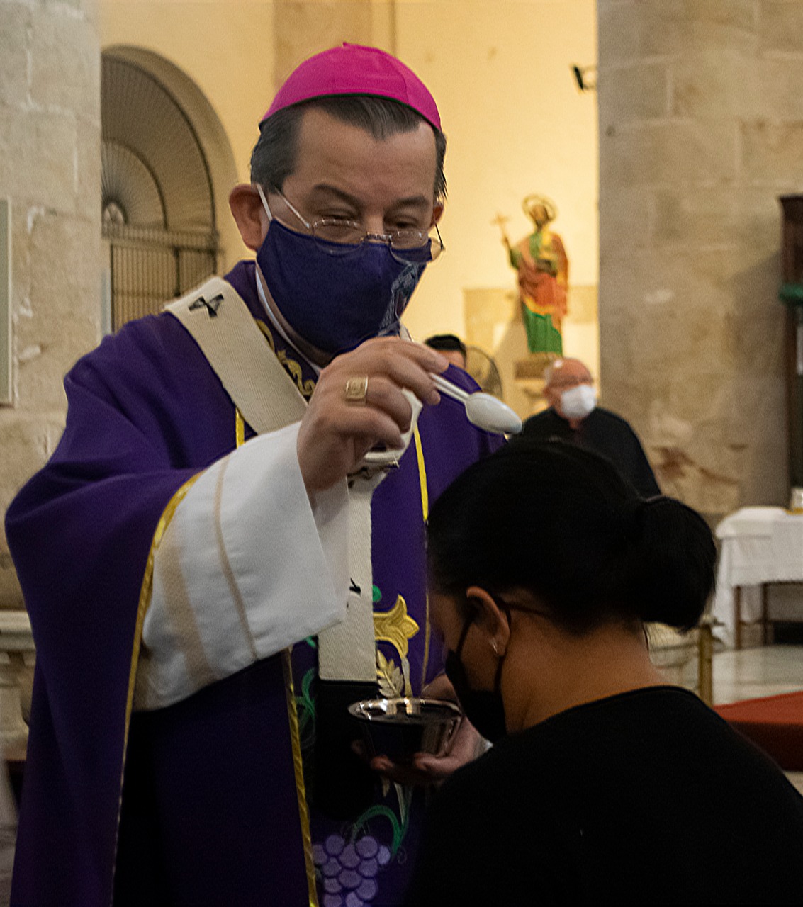 Feligreses yucatecos acuden al Miércoles de Ceniza