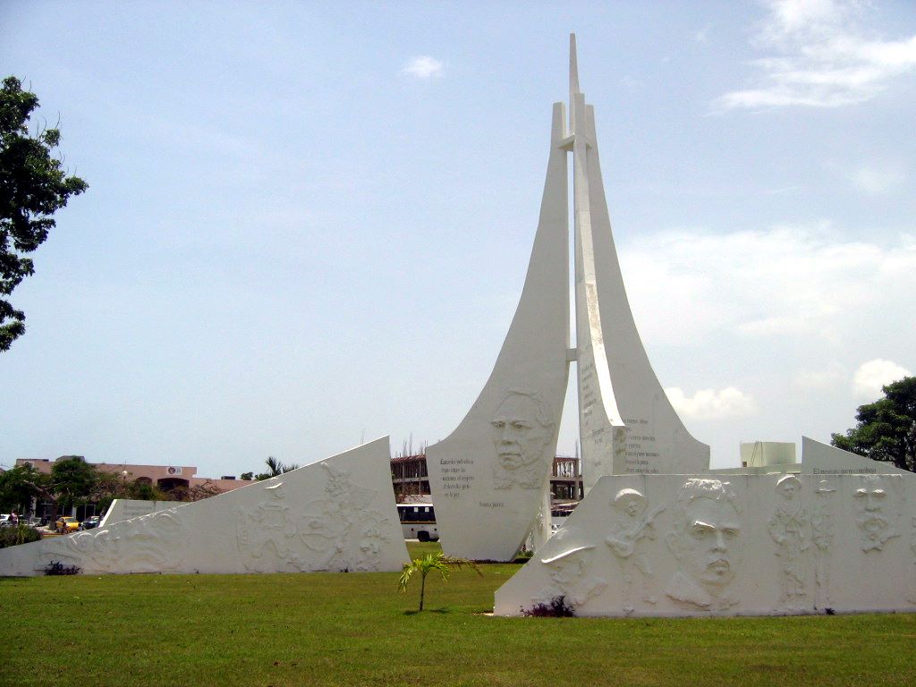 Promueven rescate de monumentos en Cancún