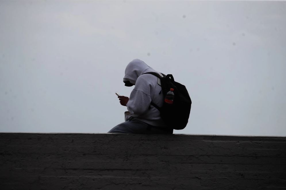 Gobierno anuncia prórroga para vincular líneas celulares a la CURP; publica nuevo calendario