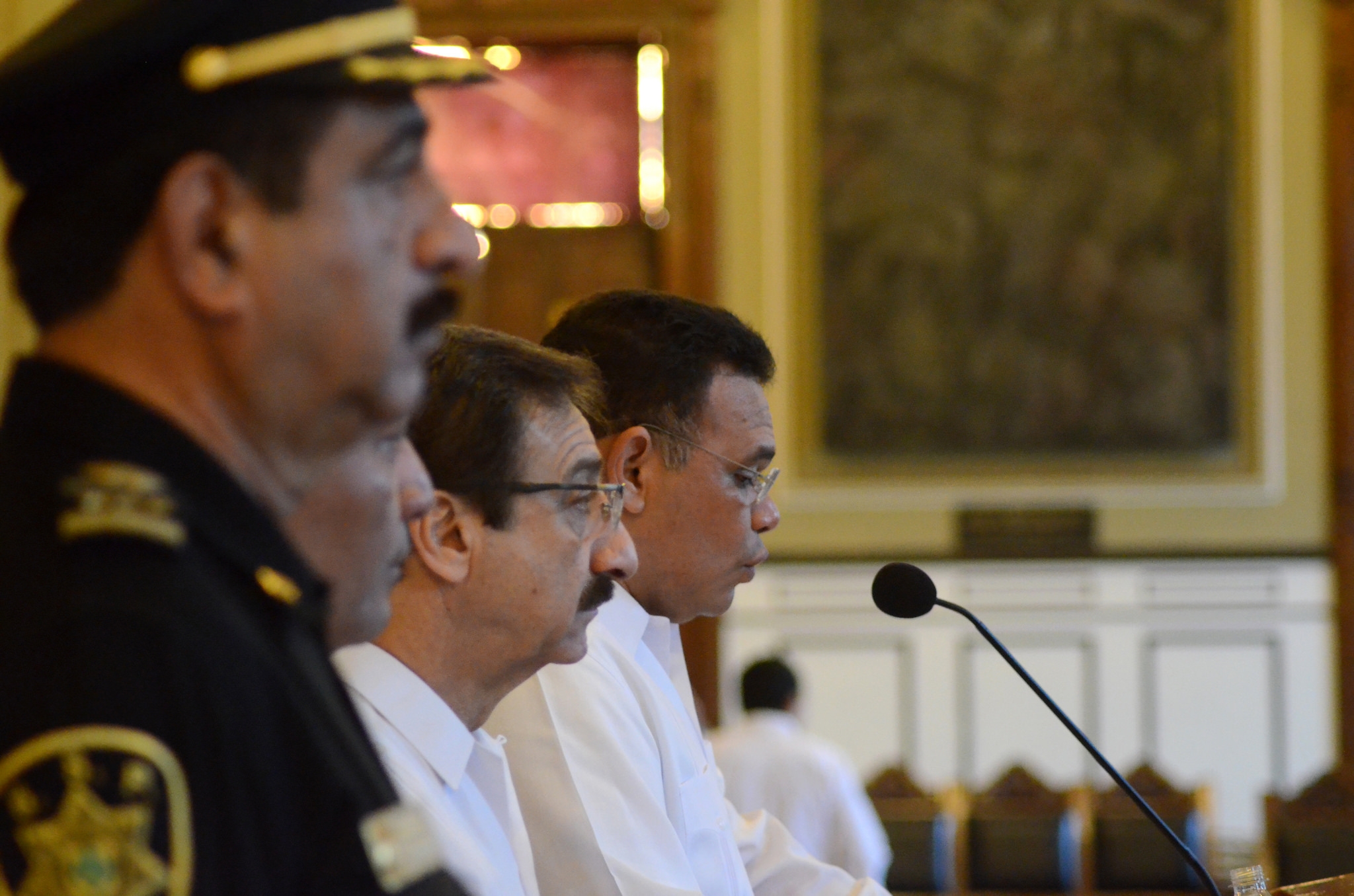 Comparece titular de SAF en el Congreso local