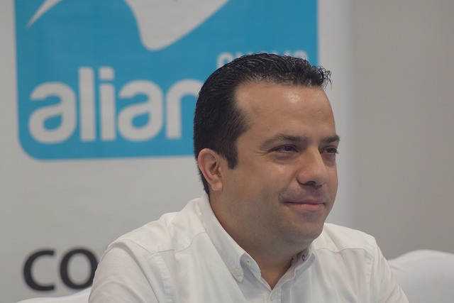 Estatus de David Barrera es de independiente: Celia Rivas