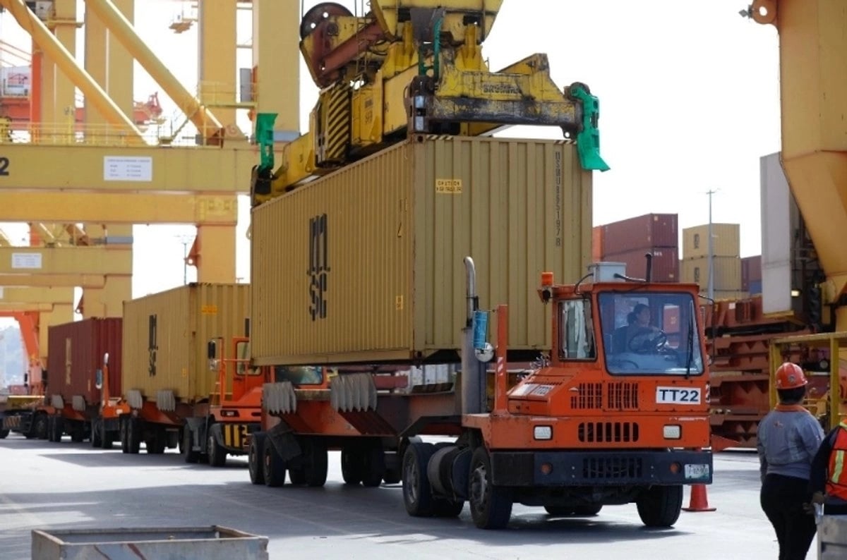 Claudia Sheinbaum publica en el 'DOF' reformas a la Ley Aduanera en México