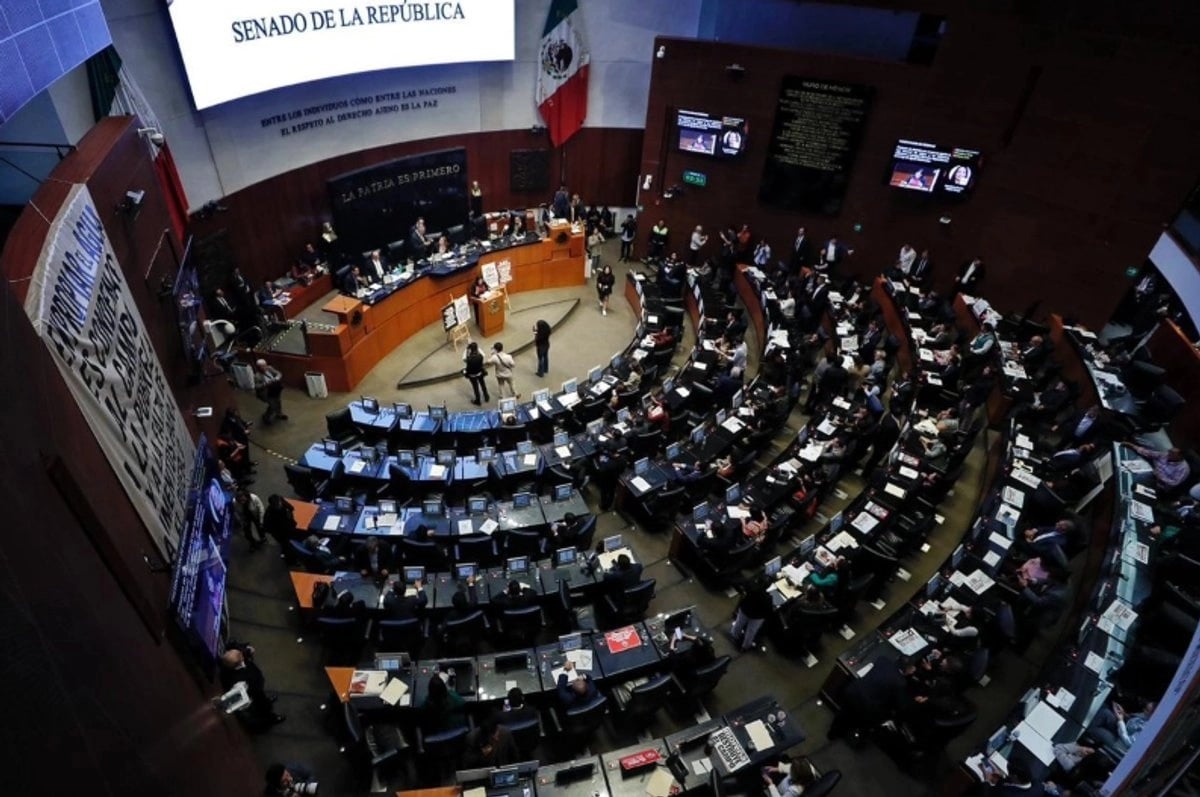 Aguas legislativas rápidas y Salinas