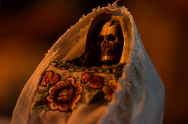 “¡Que viva la Santa Muerte!”, claman devotos