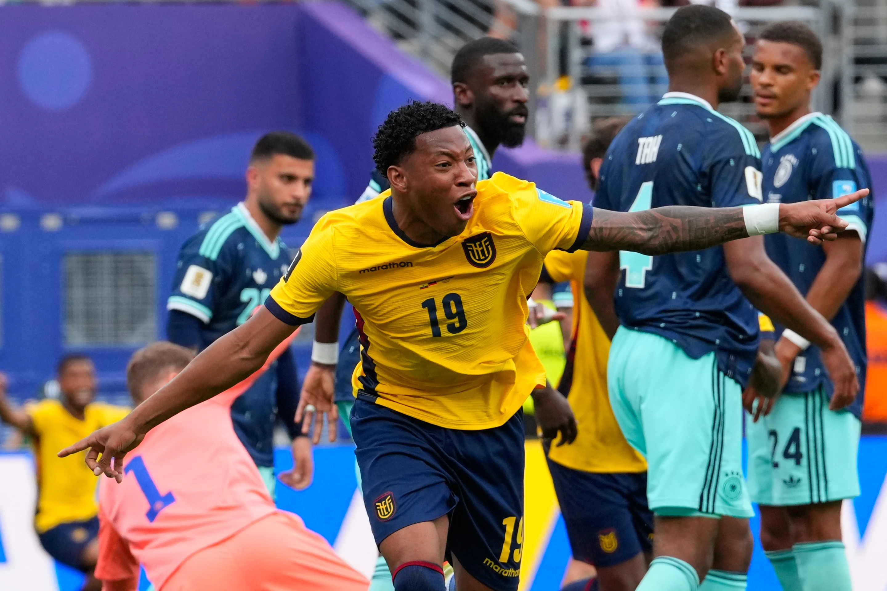 Aguirre afirma que Ecuador se ha puesto al nivel de Colombia, Brasil y Argentina