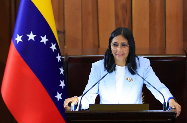 Venezuela: Delcy Rodríguez anuncia amnistía general y cierre de cárcel de la Policía Nacional