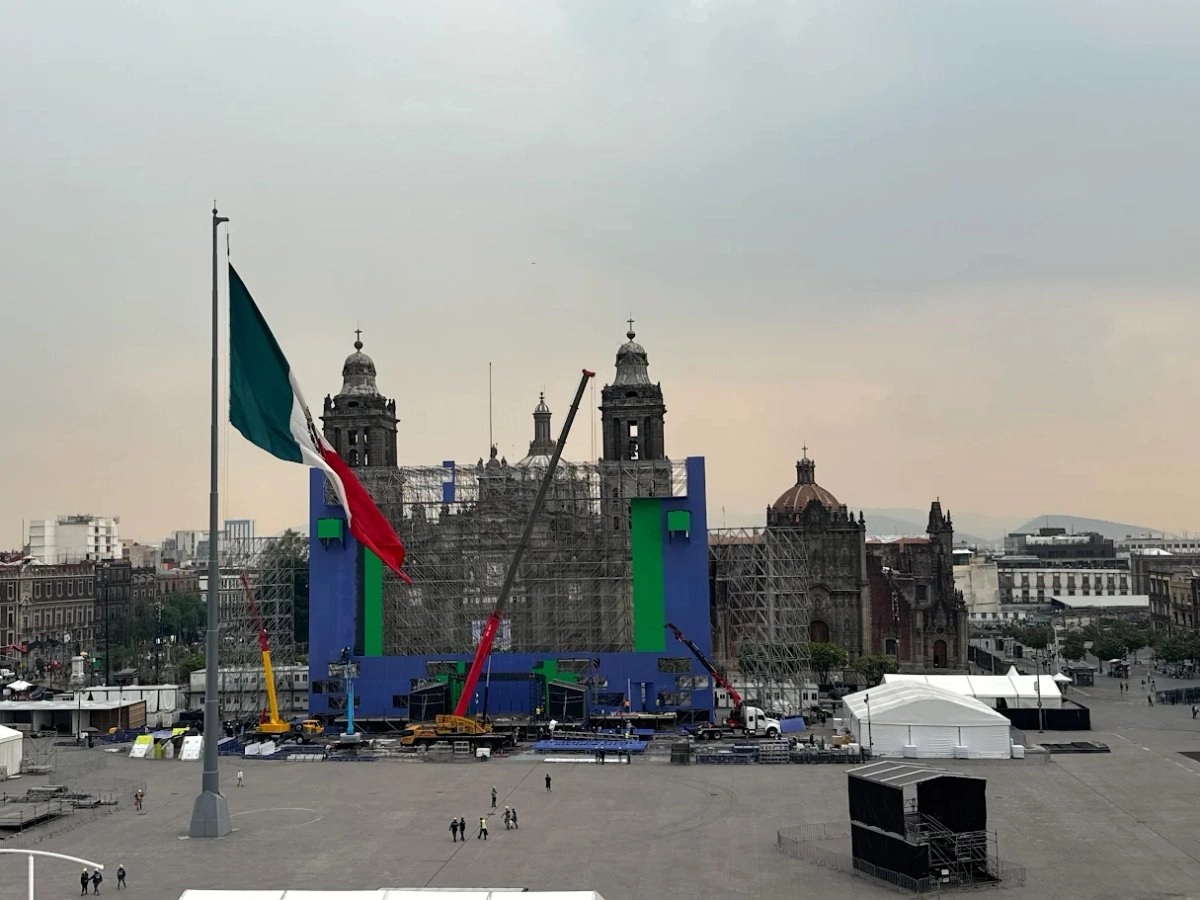 Sin alcohol y con respeto al patrimonio habrá Fan Fest en el Zócalo capitalino