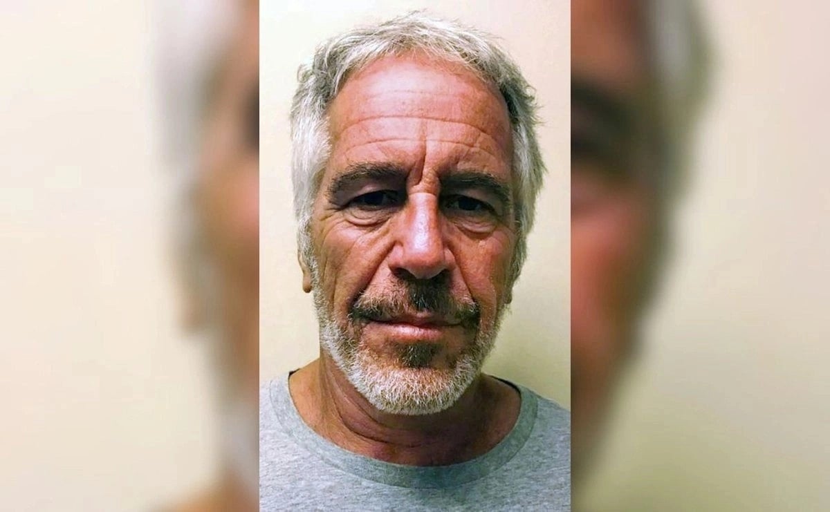 Revelan red de cazatalentos francés que enviaba modelos a Jeffrey Epstein
