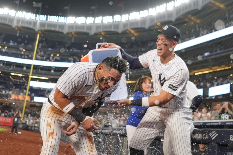 Los Yankees aprovechan un error de los Serafines en el noveno y ganan 5-4