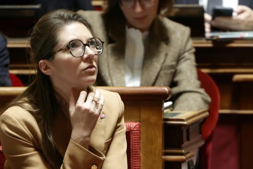 Francia rehabilita a las mujeres condenadas por abortar antes de su despenalización