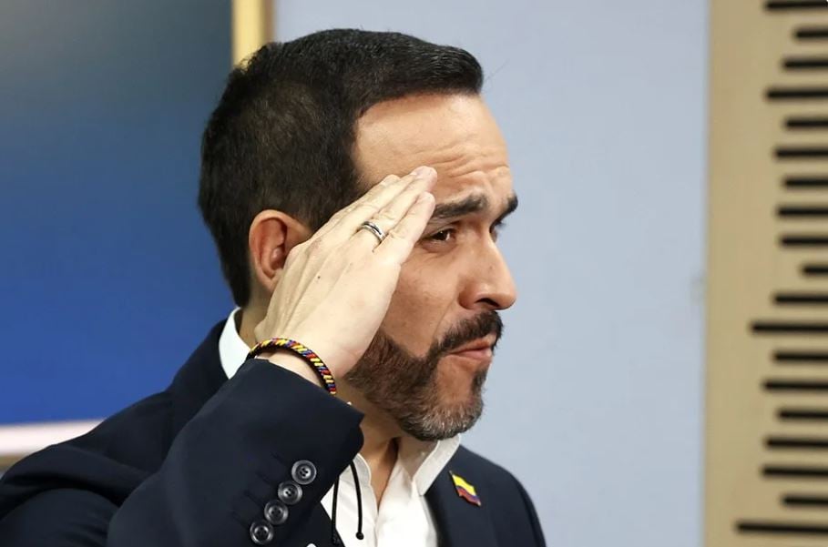 ''Que Colombia se encargue de su parte'', responde Sheinbaum a dichos de De la Espirella sobre cárteles mexicanos