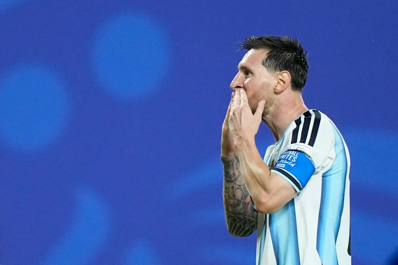 Messi busca nueva marca de goles en el Mundial y el pase de Argentina a la próxima fase