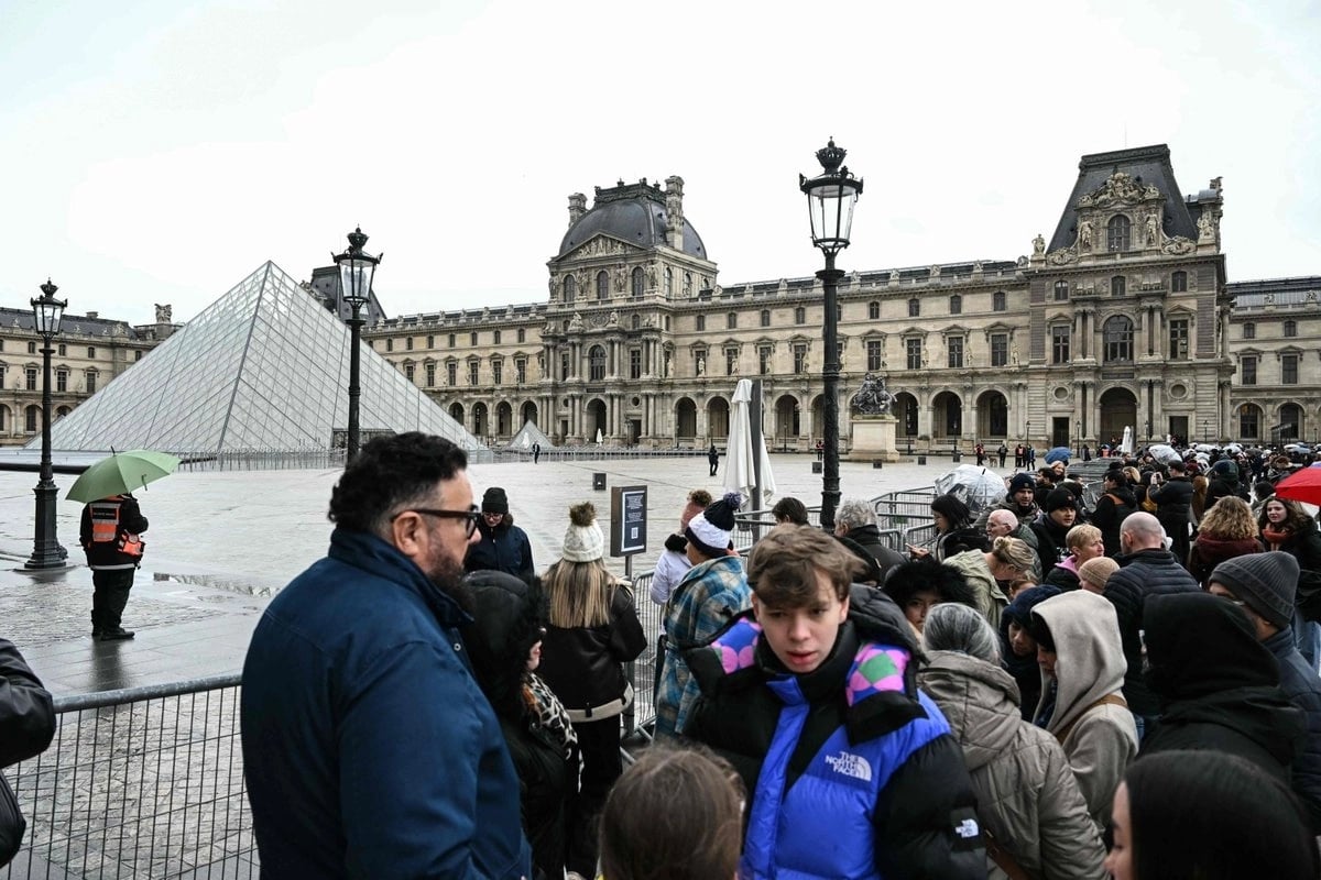 Entrada al Louvre aumenta en 45 por ciento para visitantes no europeos