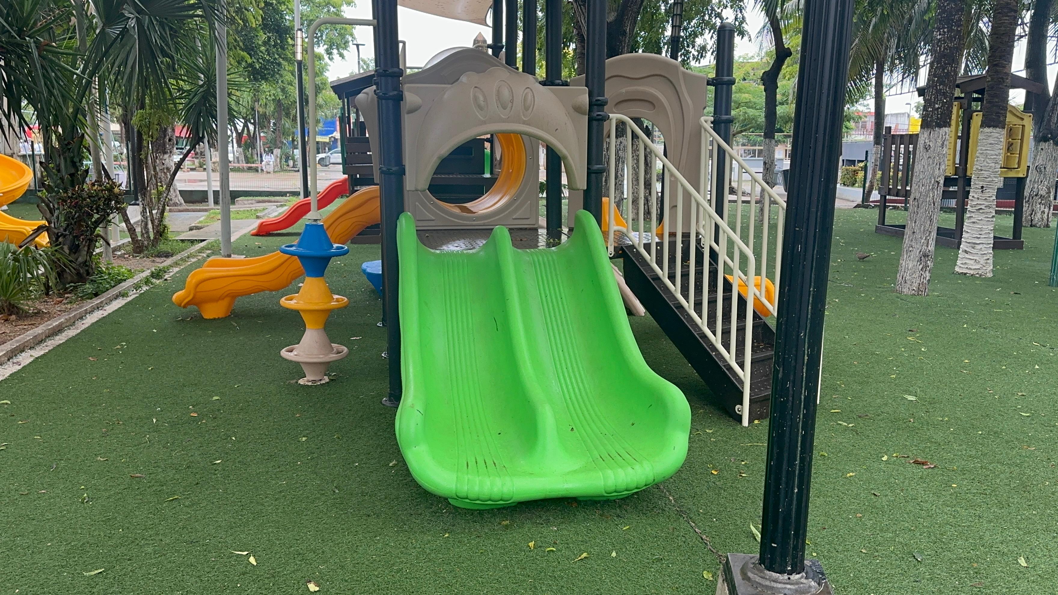 Autoridades de Tulum darán mantenimiento a parques tras quejas ciudadanas