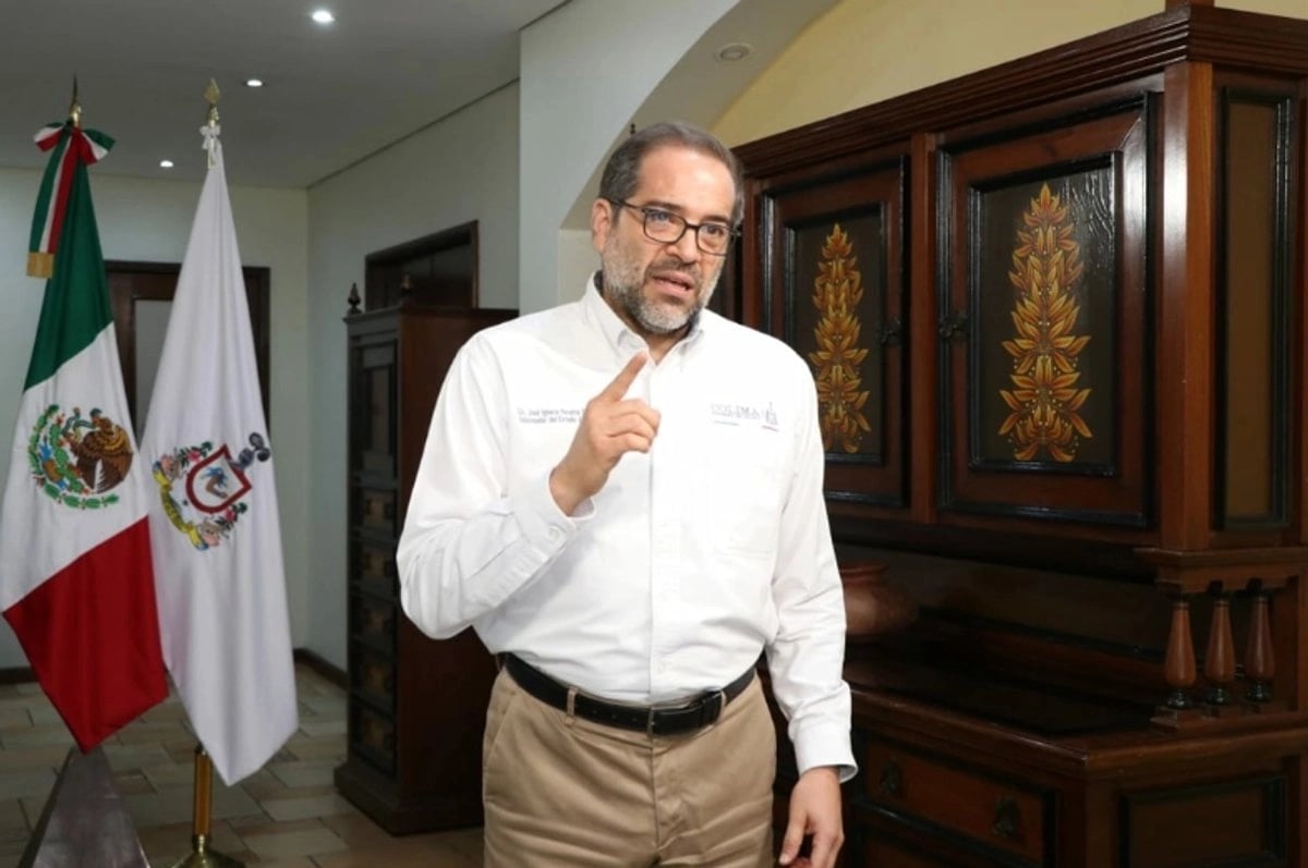 Vinculan a proceso a ex gobernador de Colima y a su ex secretario de Finanzas, por peculado