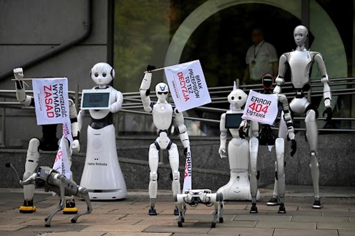 Robots ''protestan'' en Polonia contra el uso descontrolado de la inteligencia artificial