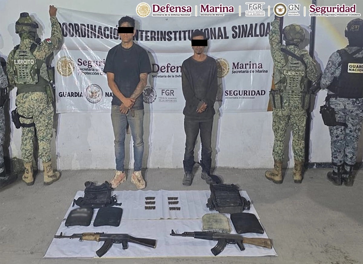 Cae Iván Raymundo Olivas, alias 'El 24', jefe de la facción del grupo criminal 'Chapo Isidro', y 10 más en Sinaloa