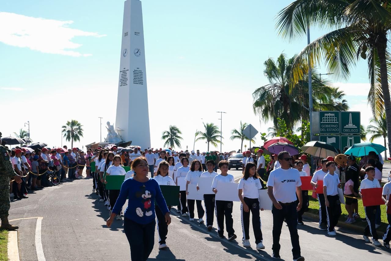 Chetumal conmemora el 115 aniversario de la Revolución Mexicana