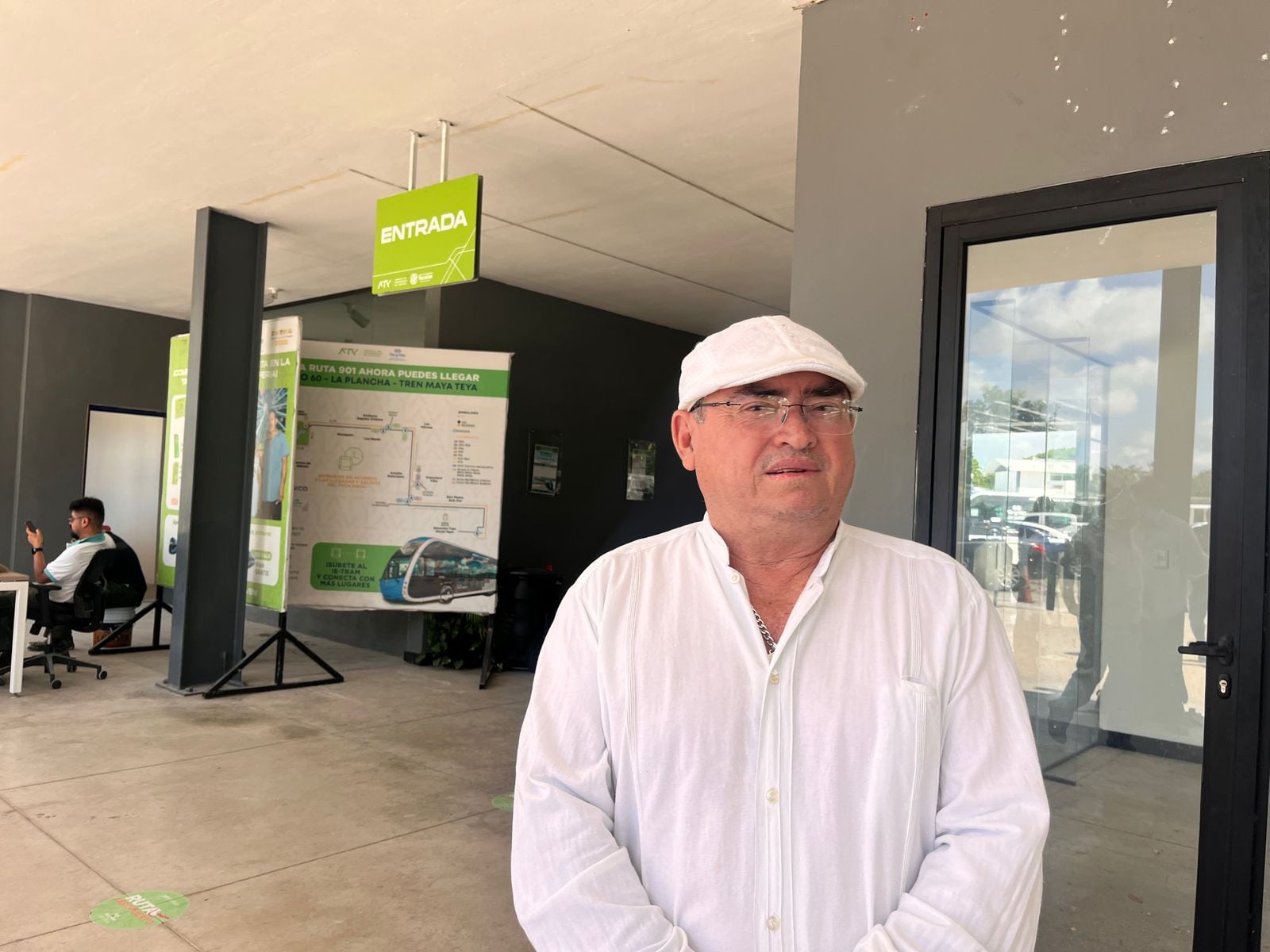 Taxistas de Yucatán piden a la ATY frenar alza de precios en el reemplacamiento