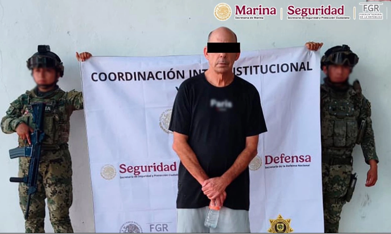 Detienen en Mérida a estadunidense buscado por fraude y robo de identidad; cuenta con cuatro órdenes de aprehensión