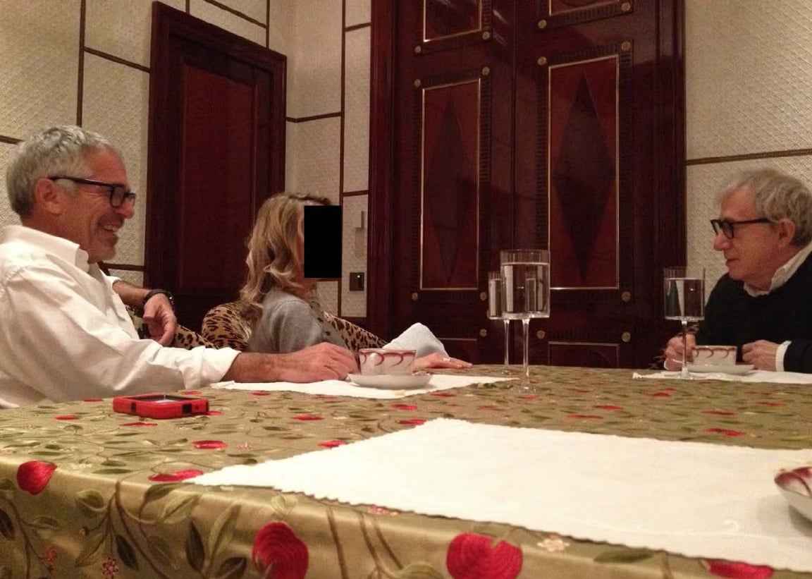 Woody Allen aparece junto a Jeffrey Epstein en las imágenes reveladas por los demócratas