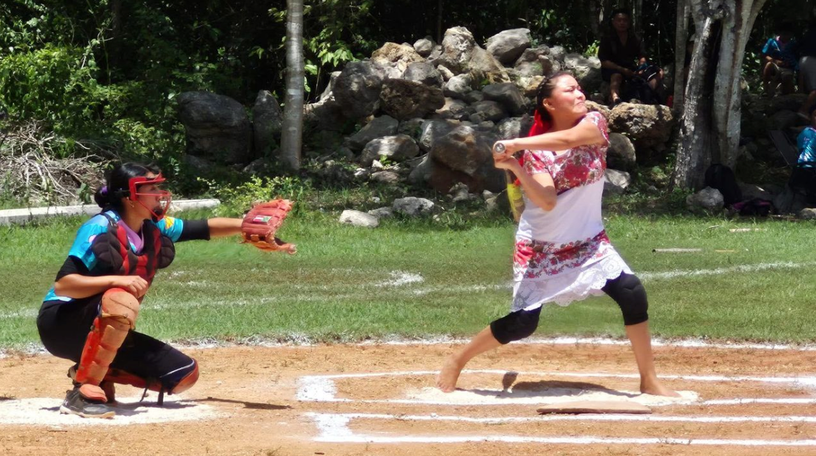 Diablillas Mestizas de Hondzonot califican a la gran final de la Liga Femenil de Softbol de la Zona Maya