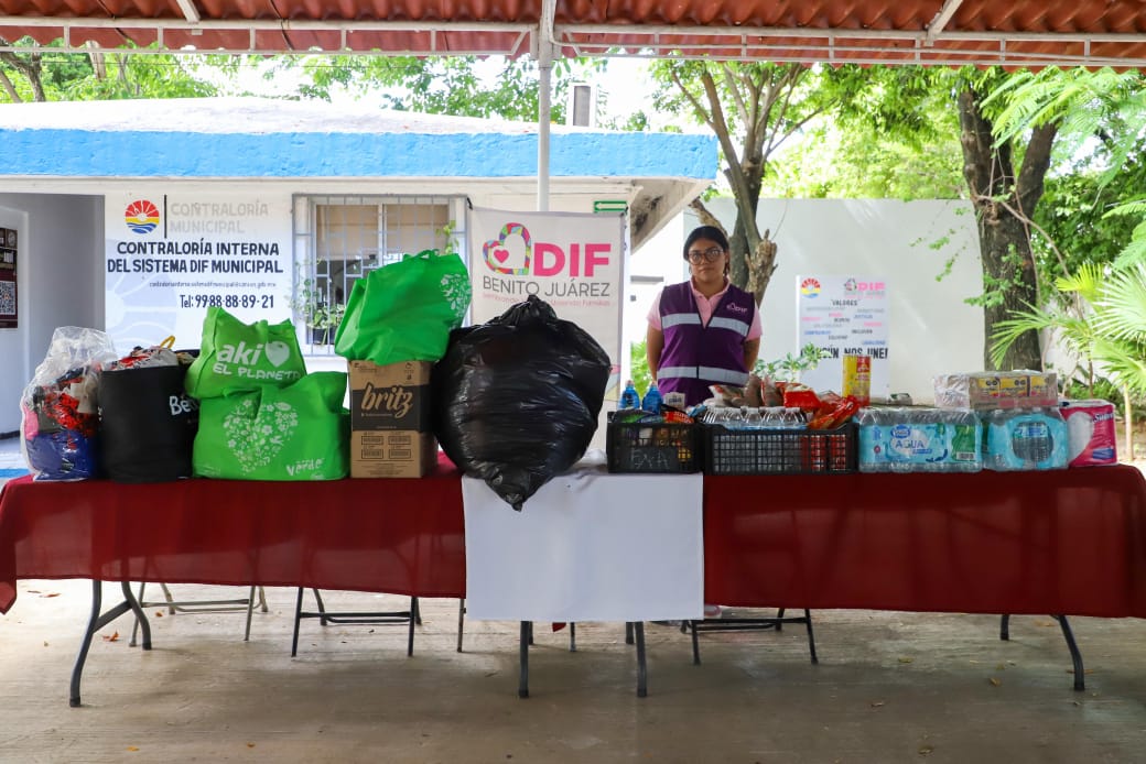 Quintana Roo habilita centros de acopio para damnificados por las lluvias