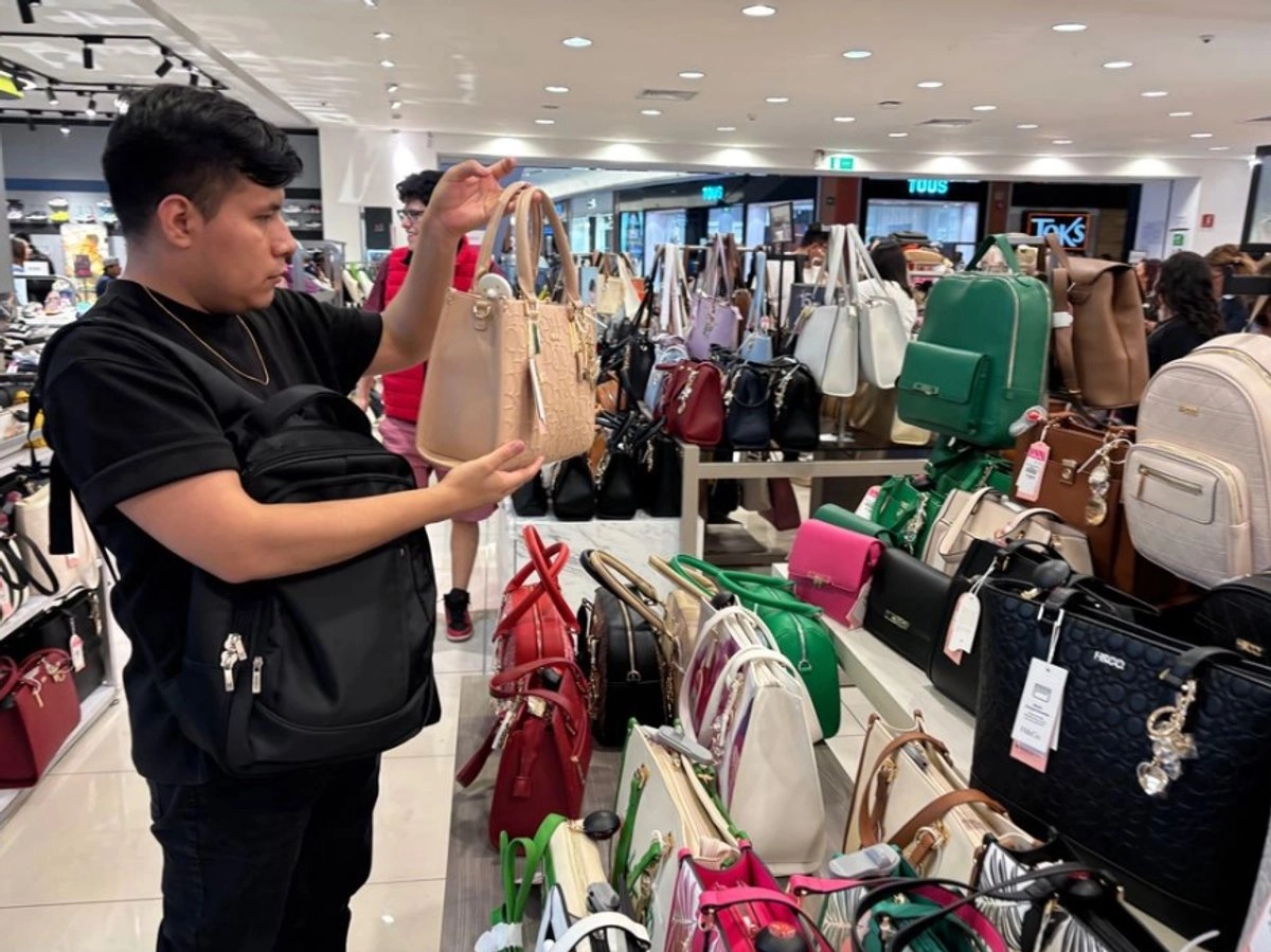 Disminuyó 2.4 puntos la confianza del consumidor mexicano en diciembre: Inegi