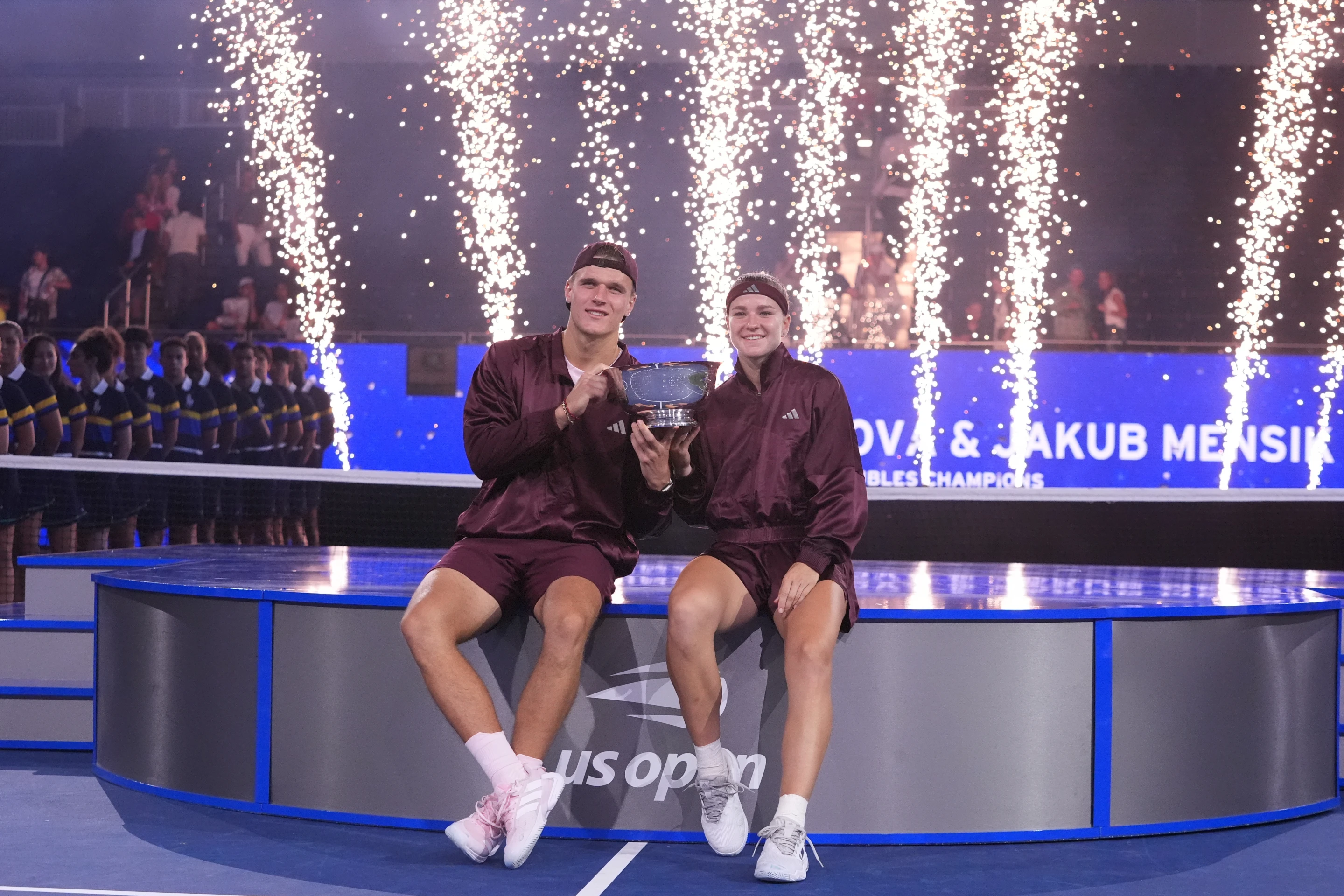 Muchova y Mensik conquistan el campeonato de dobles mixtos del US Open