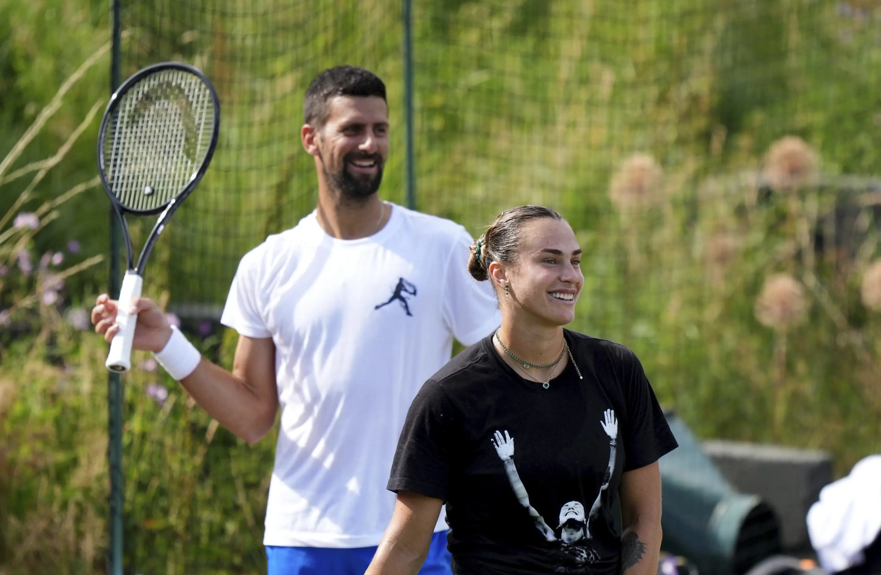 Sabalenka y Djokovic encabezan los equipos inscritos en el dobles mixtos del Abierto de Estados Unidos