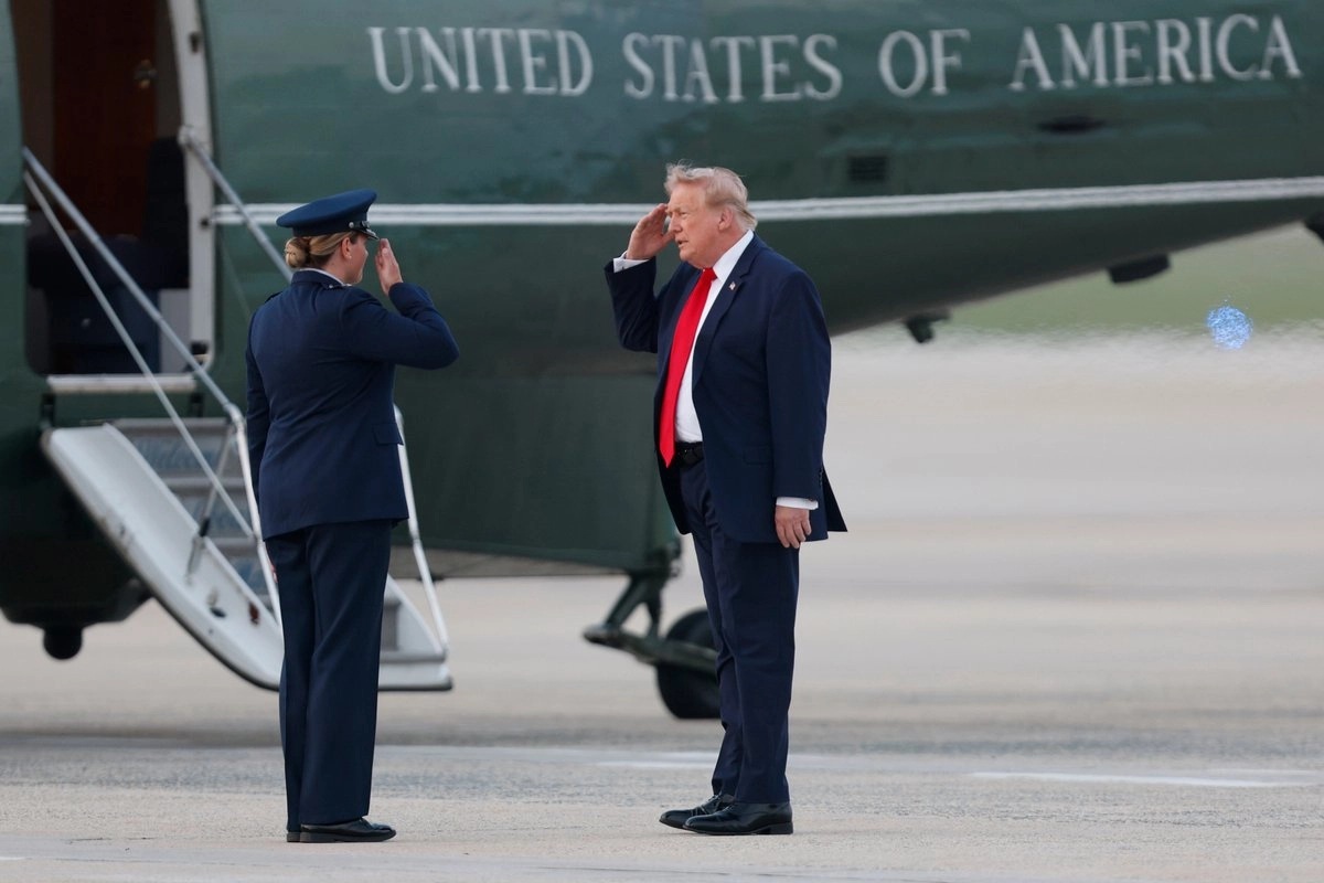 Trump advierte a Irán que pagará ''muchas veces más'' por soldados de EU muertos; niega arresto a Netanyahu