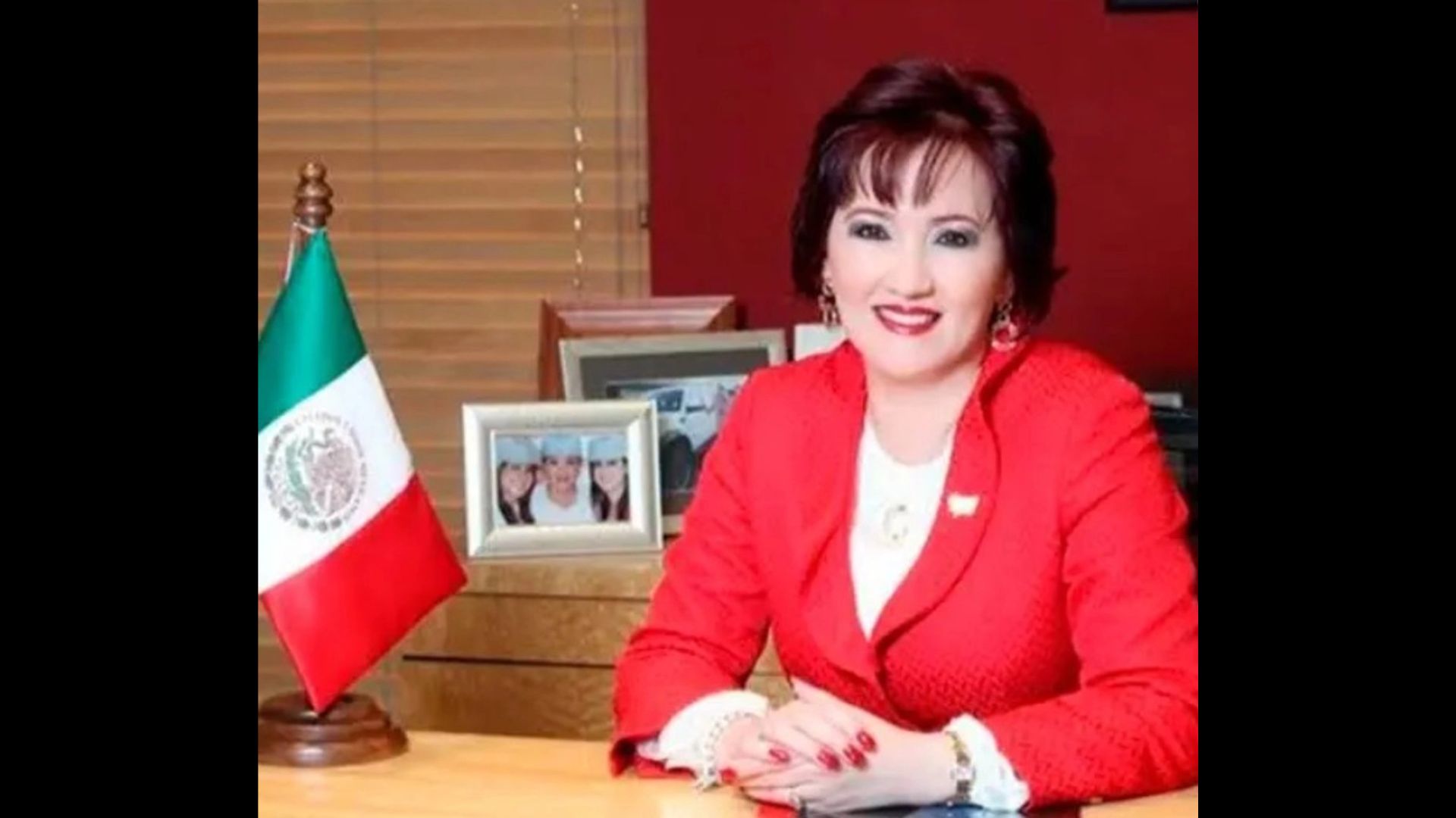 ICE detiene en Texas a esposa del ex gobernador de Chihuahua, César Duarte