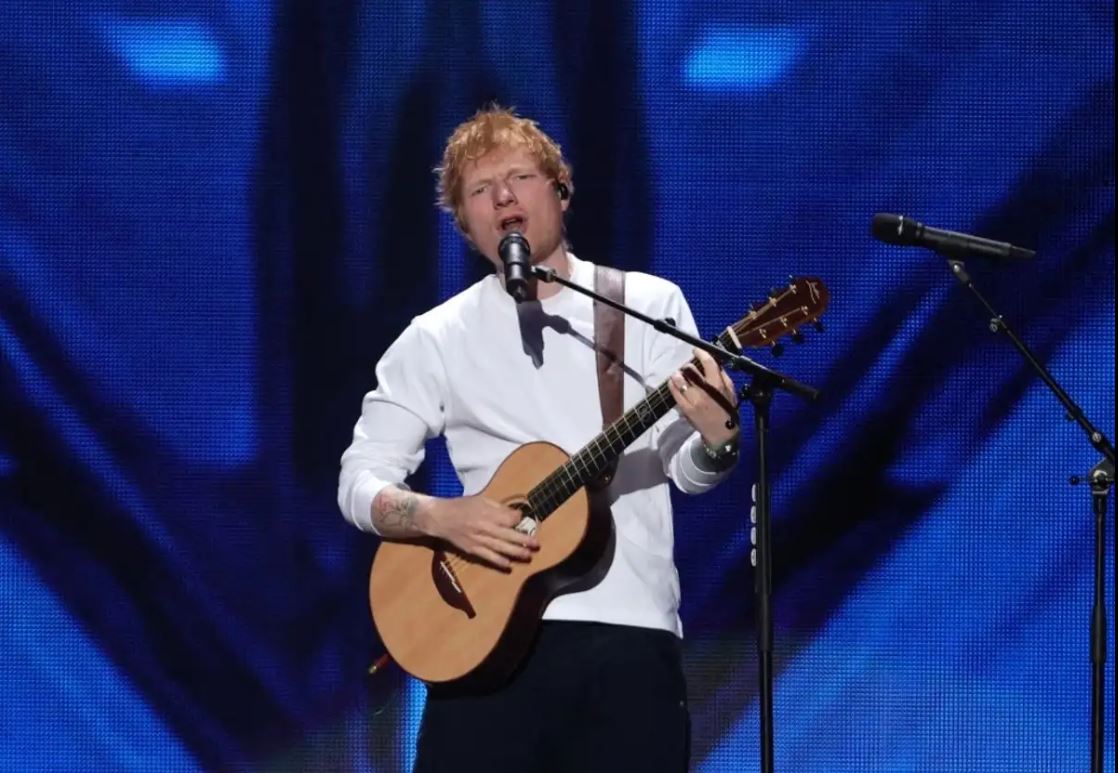 Ed Sheeran califica de ''injustificable'' situación en Gaza tras polémica por retiro de telonero pro Palestina