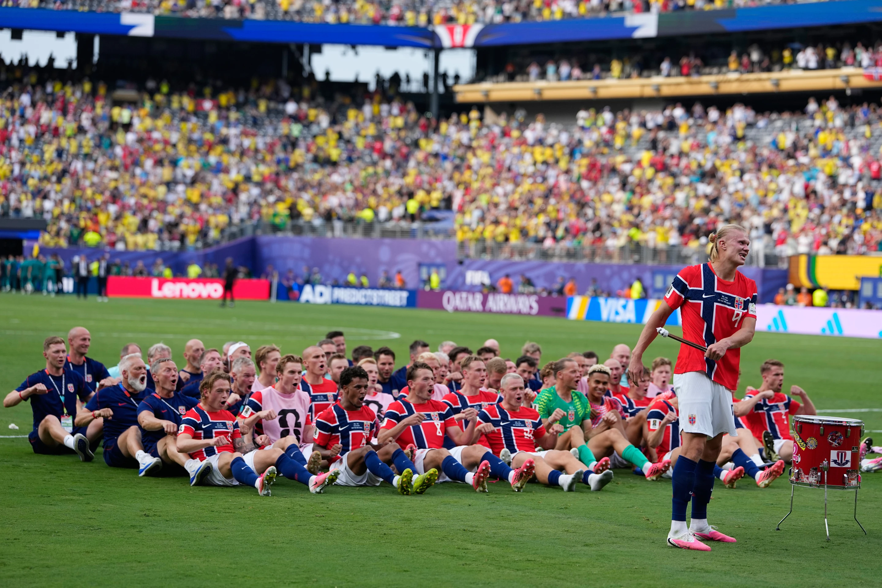 Erling Haaland aviva el orgullo futbolero noruego dentro y fuera del país