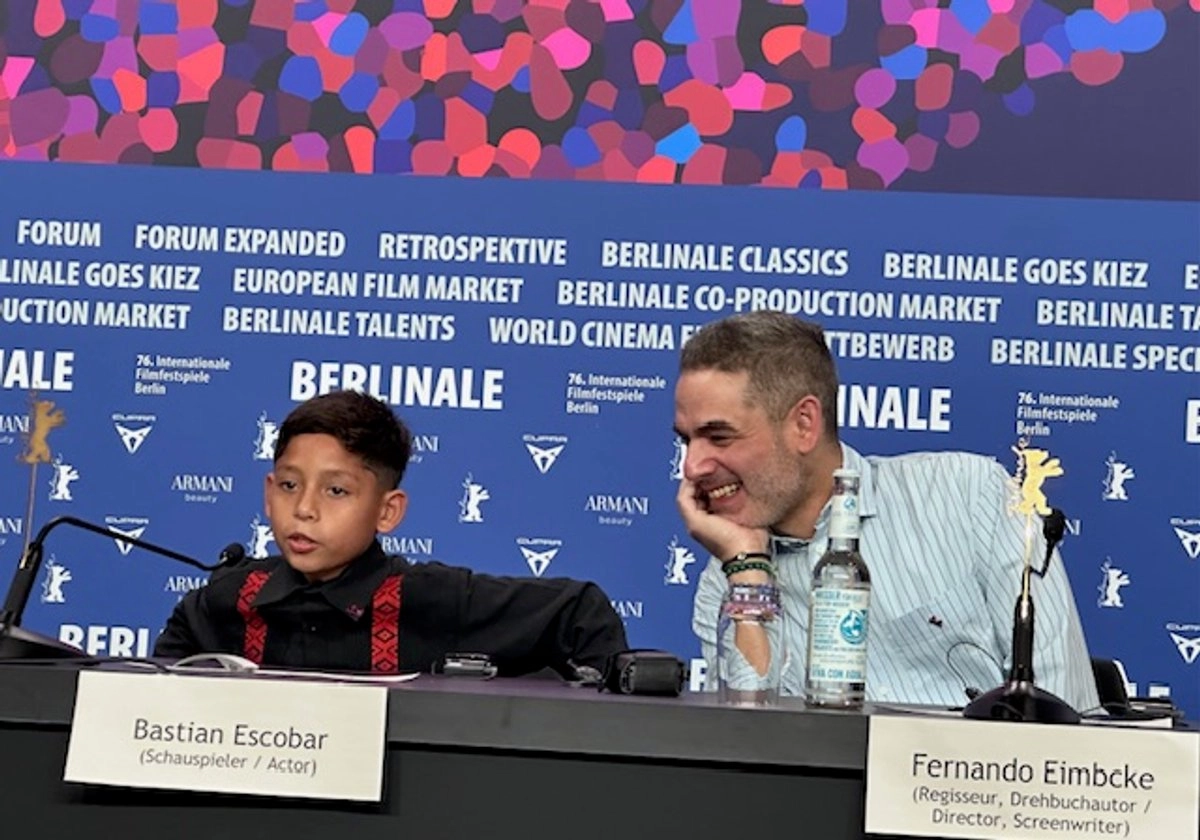 El mexicano Fernando Eimbcke conmueve con 'Moscas' en la Berlinale, fuerte favorita al Oso de Oro