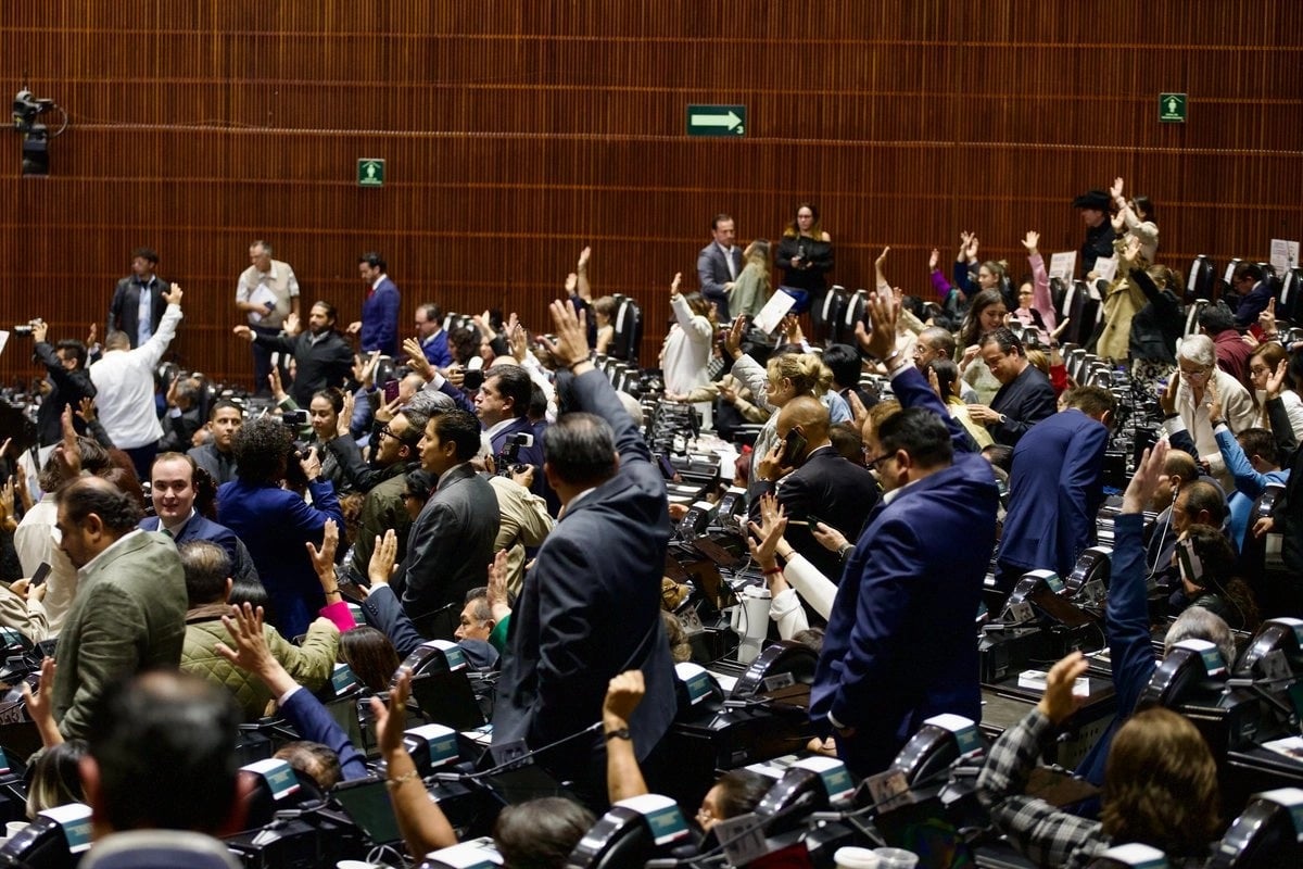 Vía 'fast track', diputados de Morena y aliados aprueban posponer la elección judicial para 2028