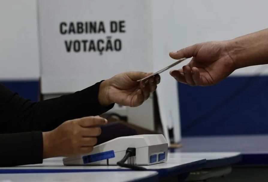 Brasil va a segunda vuelta electoral