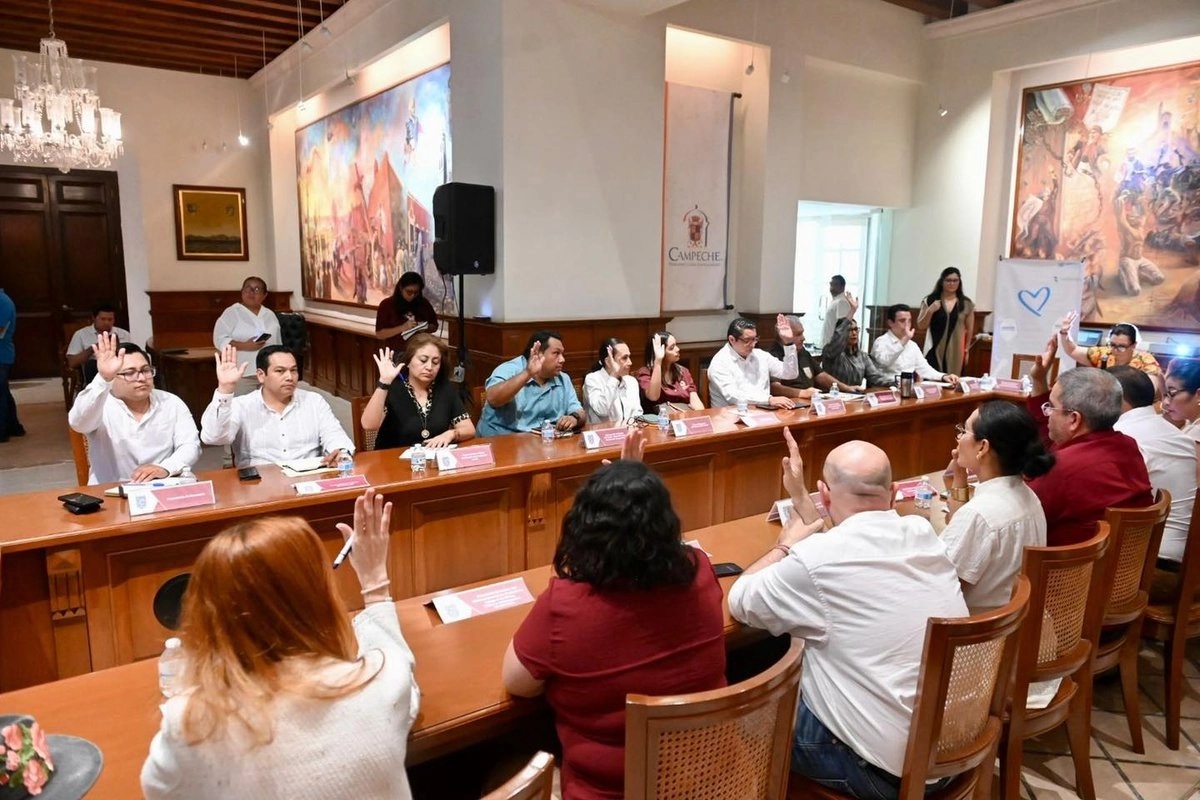 Sí hay dinero, contradicen diputados a Layda Sansores, gobernadora de Campeche, sobre falta de liquidez